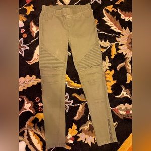 Green motto leggings